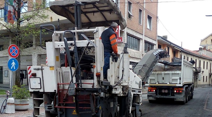 Asfaltature riprese sulle strade di Cigliano