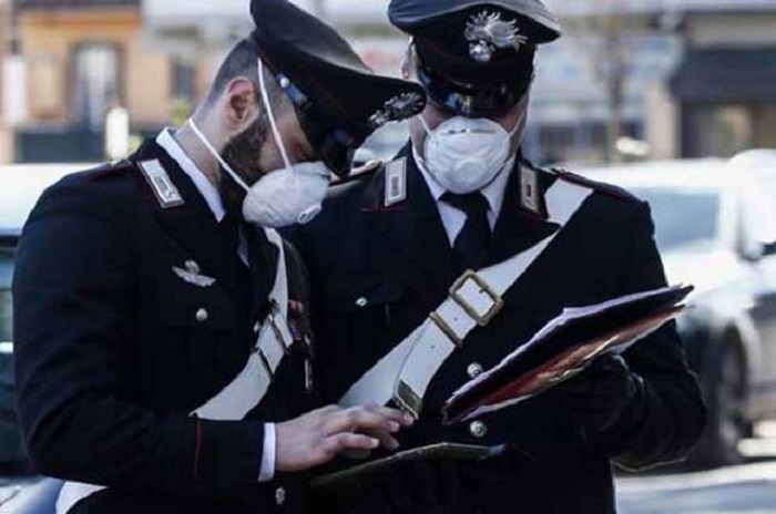 Bar viola le norme anti Covid, chiuso dai carabinieri 