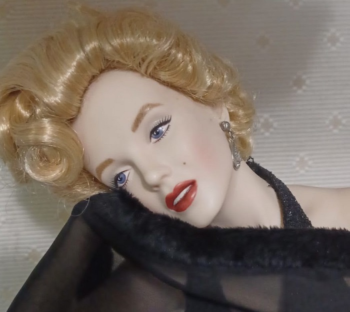 A Santhià la mostra Marilyn in Dolls per celebrare Marilyn Monroe