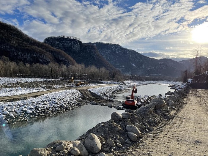 Si ricostruisce la strada Crevola-Locarno dopo l'alluvione