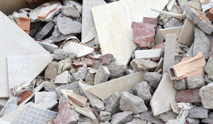 Rifiuti di macerie trovate a Cigliano
