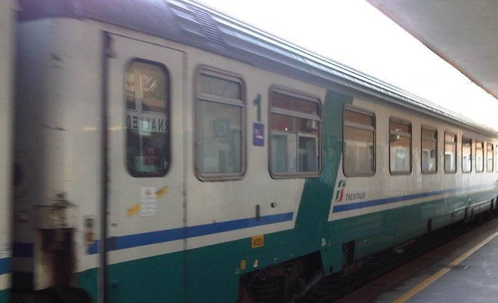 Stazioni ferroviarie vercellesi: interrogazione con al centro l’allarme degrado