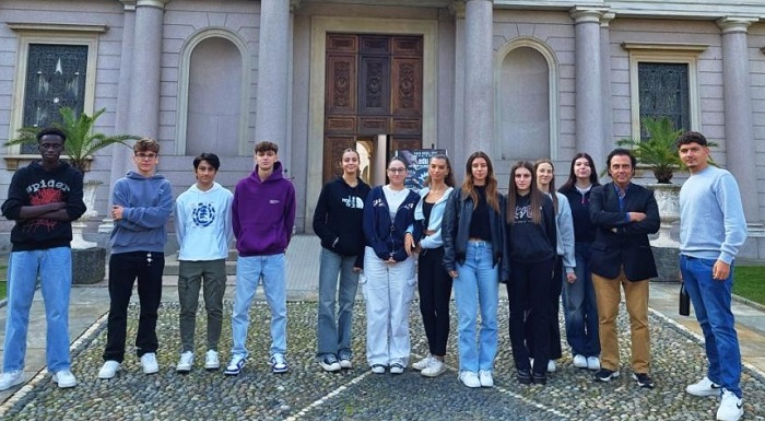L'istituto Cavour di Vercelli alla festa dei popoli