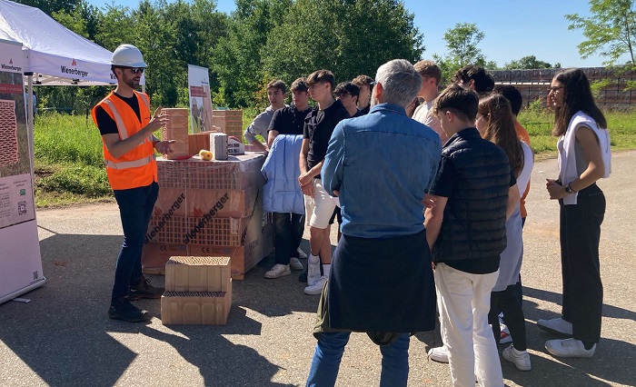 La Wienerberger realizza la casa degli insetti a Gattinara