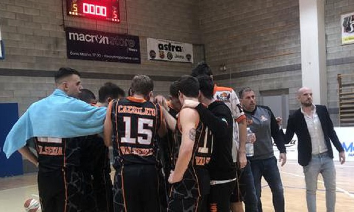 Gessi Valsesia Basket gioca bene, ma niente vittoria