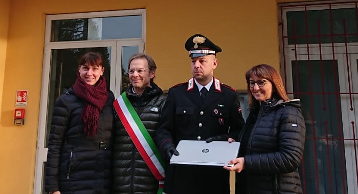 I carabinieri trovano il computer rubato alla scuola di Moncrivello