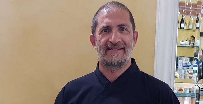 Carlo Olmo finanzierà la cena dei poveri a Roma con il Papa