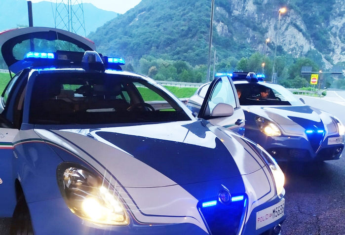 Viola il divieto di avvicinamento: arrestato