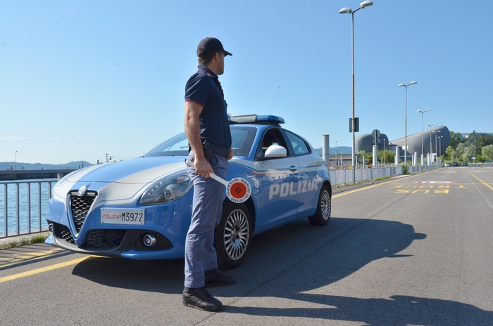 Polizia di Stato: a Vercelli raffica di controlli