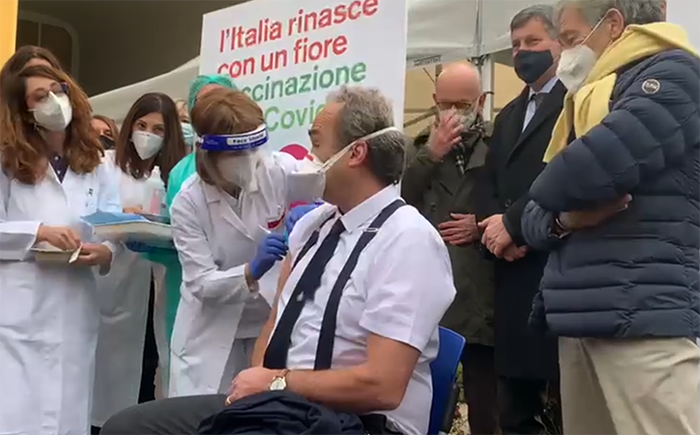 Sono 6.016 le persone che oggi hanno ricevuto il vaccino. In totale fatte 277.751 dosi