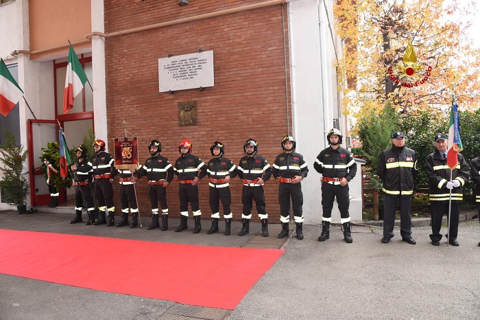 Vigili del fuoco Vercelli, i riconoscimenti per Santa Barbara