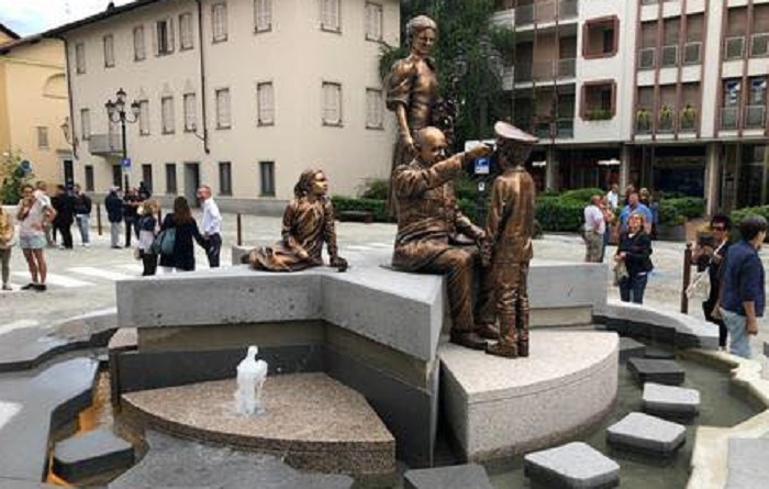 La nuova fontana di Borgosesia piace 