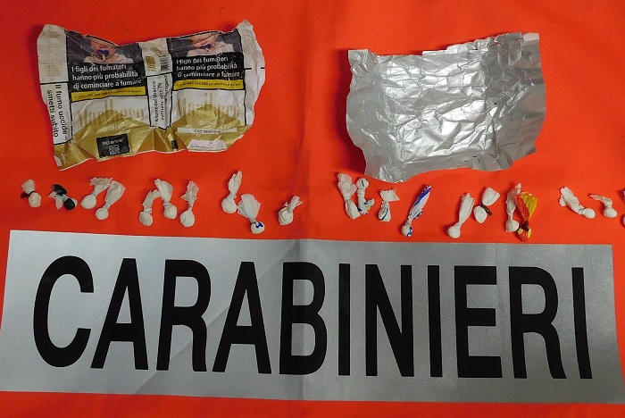 Spaccio di droga in Valsesia, denunciato un giovane di Quarona 
