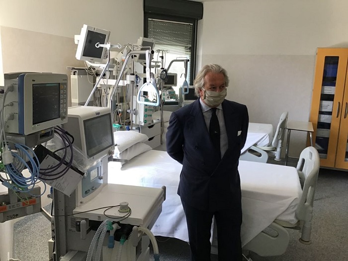 Tre respiratori mobili all'ospedale di Borgosesia grazie alla famiglia Loro Piana