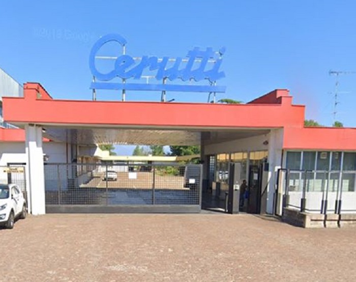 Crisi alla Cerutti, centinaia di vercellesi rischiano il posto