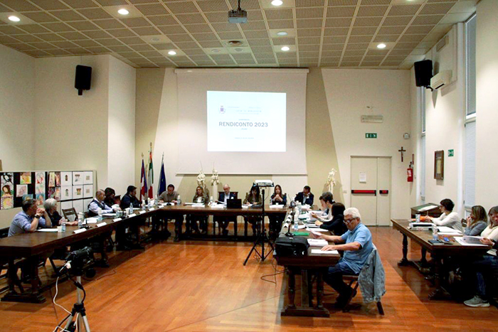Borgosesia: previsto aumento della Tari e lavori alla rete idrica ad Agnona