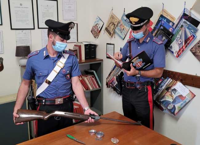 carabinieri gattinara fucile