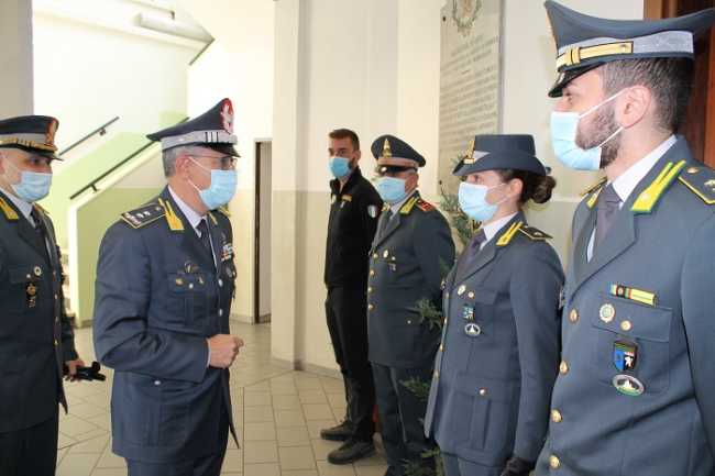 finanza vercelli visita comandante