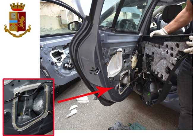 polizia droga auto