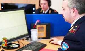 polizia scrivania denuncia