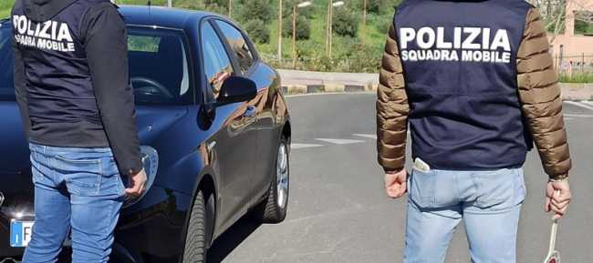 polizia squadra mobile
