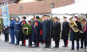 varallo cerimonia maresciallo vescia aa