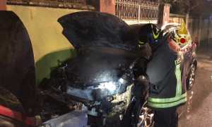 vigili del fuoco incendio auto santhia