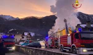 vigili del fuoco incendio scopa case